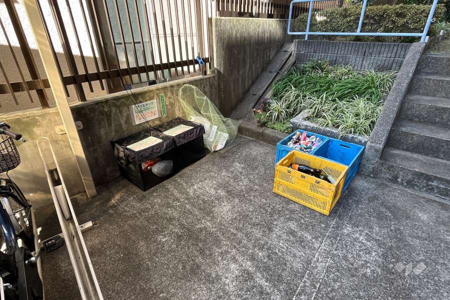 ゴミ置き場