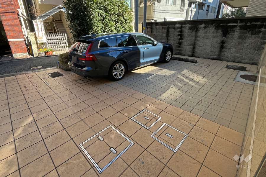 敷地内駐車場（屋外平面式）