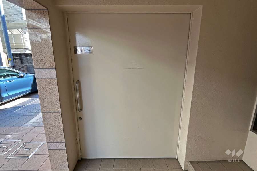 屋内に設けられた駐輪場