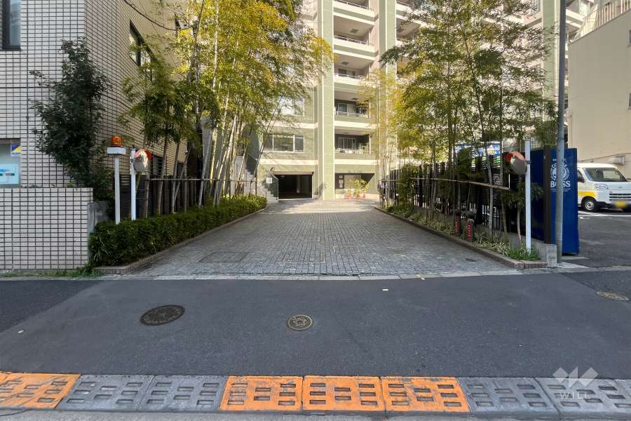 エントランスアプローチ