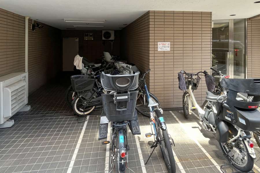 駐輪場