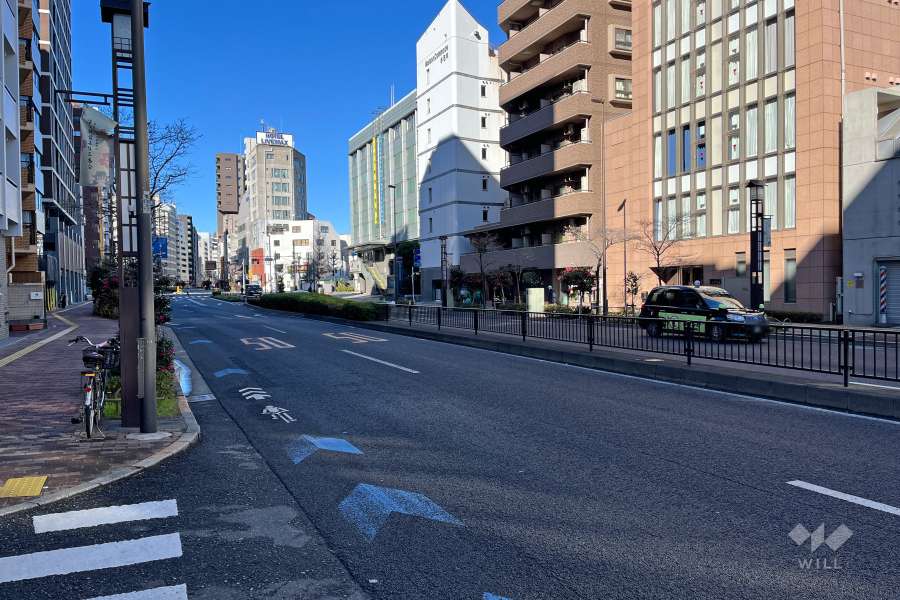 敷地南西側の前面道路