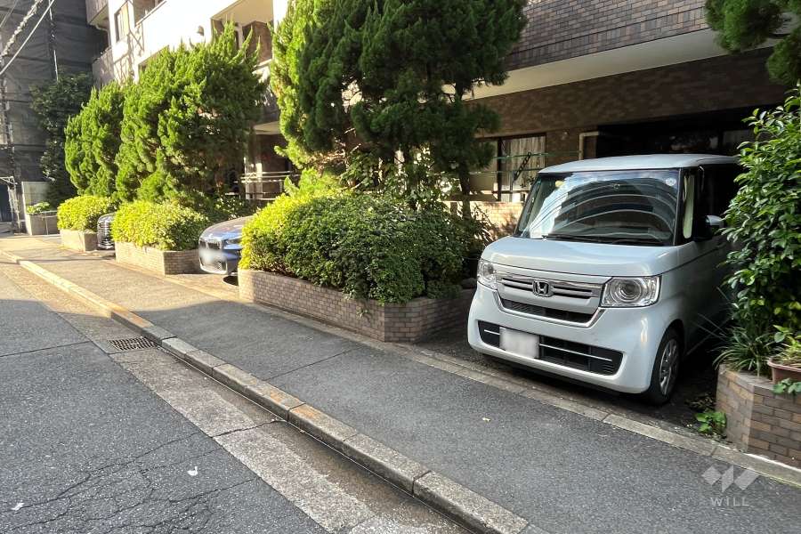 敷地内駐車場（屋外平面式）