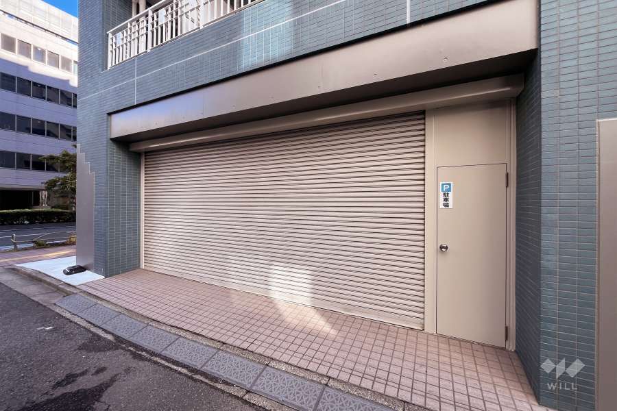 駐車場の出入り口