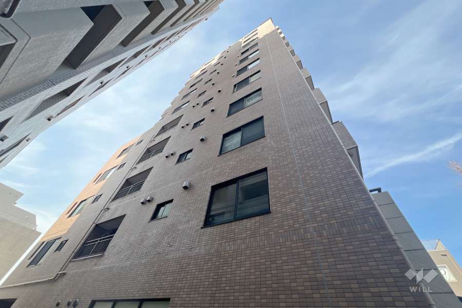 ライオンズマンション東大赤門前の外観（南東側から）　