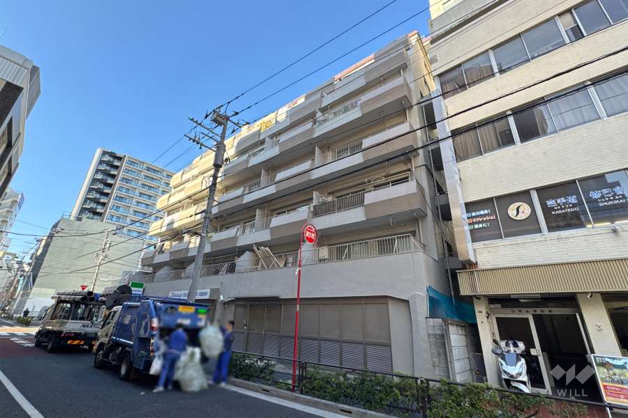 湯島武蔵野マンションの外観（南東側から）