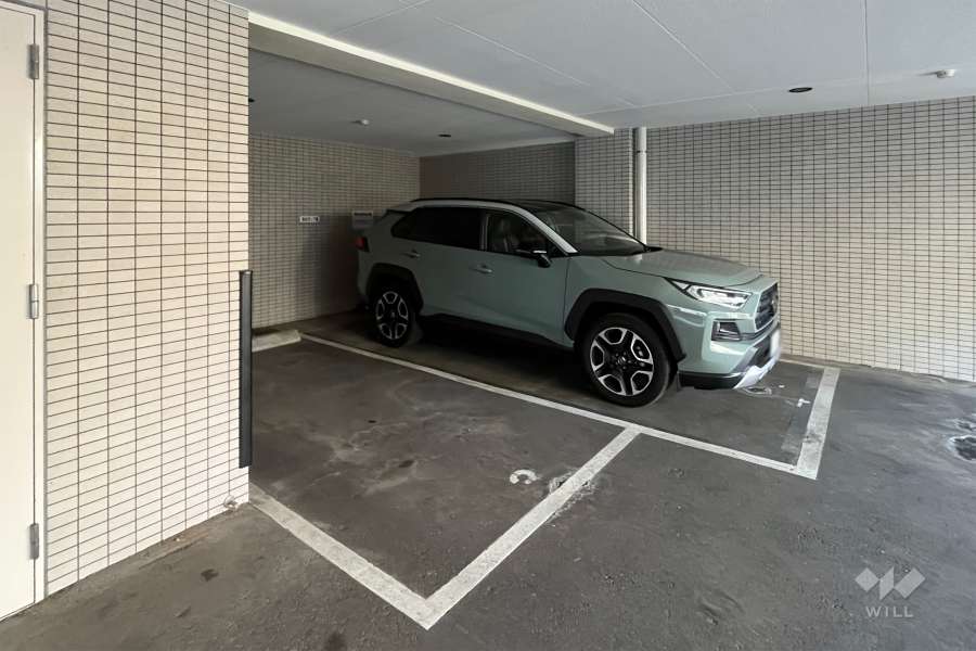 敷地内駐車場（屋内平面式）
