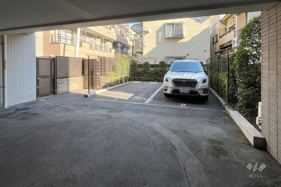 敷地内駐車場（屋外平面式）