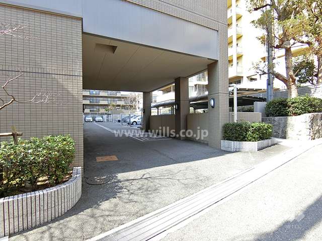 駐車場入り口