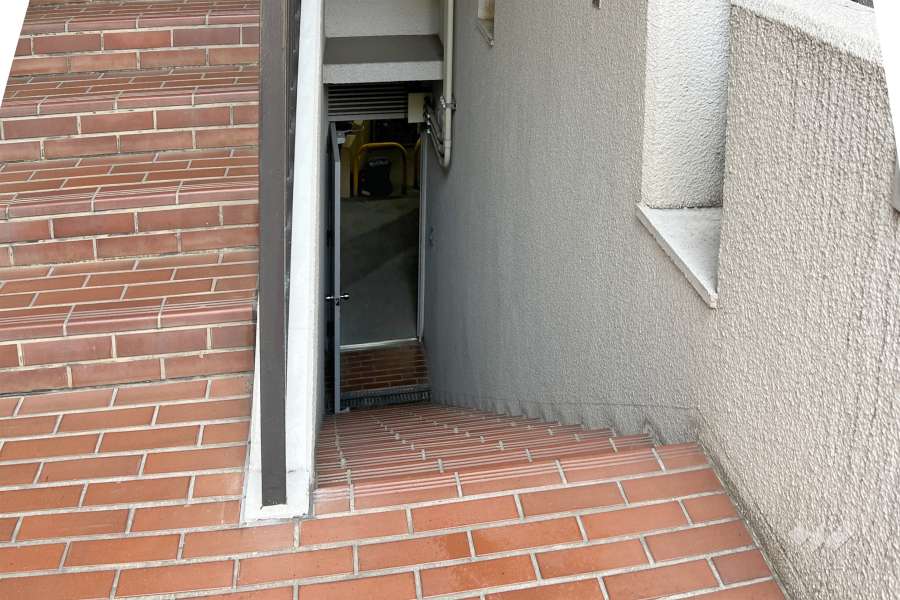 駐輪場の出入り口