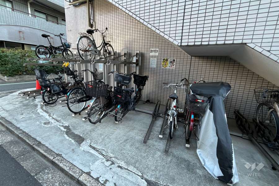 駐輪場　