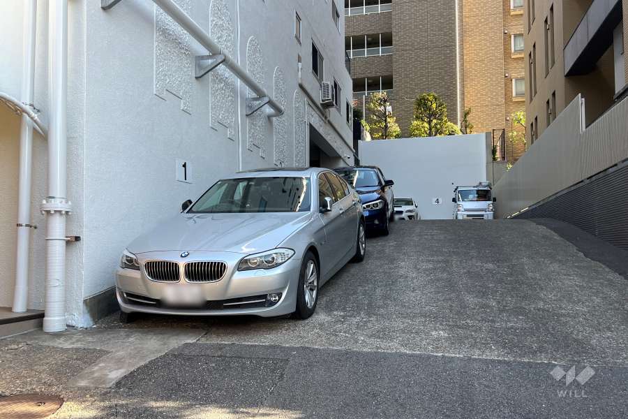 敷地内駐車場（屋外平面式）