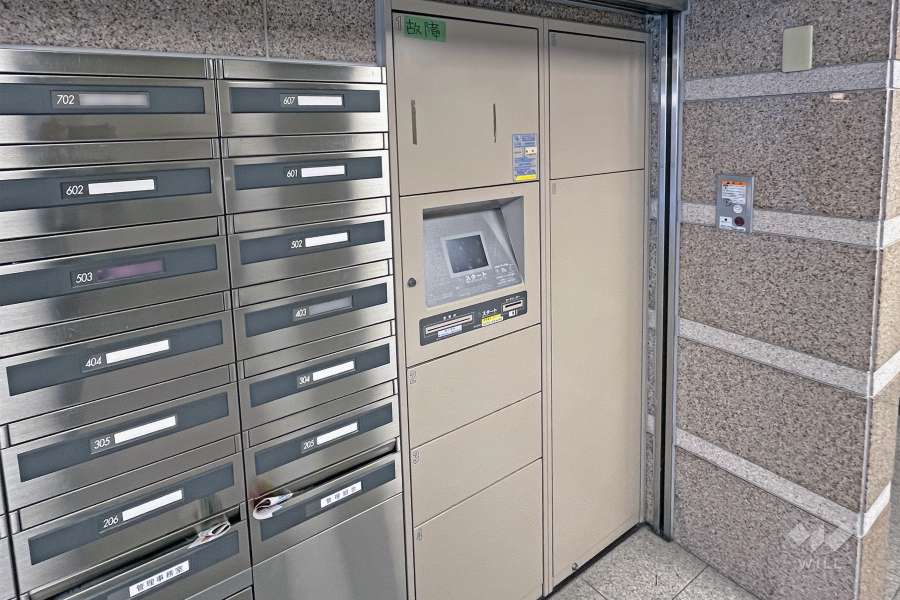 宅配ボックスと共用ポスト