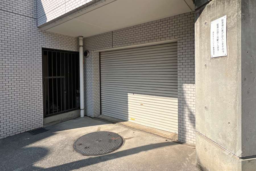 敷地内駐車場（屋内平面式）