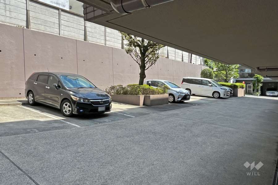 敷地内駐車場（屋外平面式）
