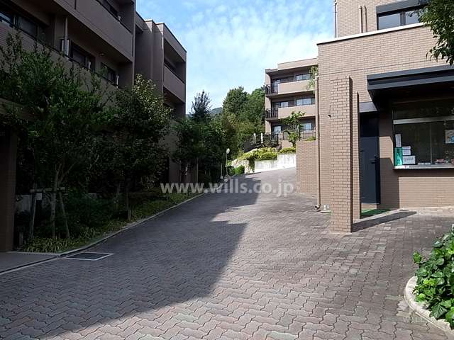 敷地内通路