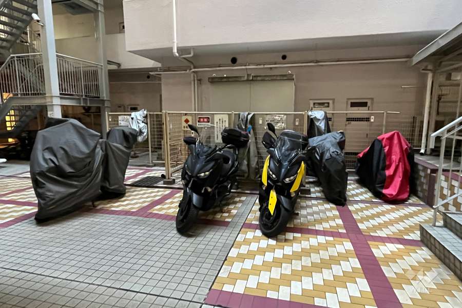 バイク置き場