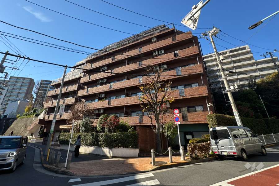 クレール駒込の外観（北東側から）