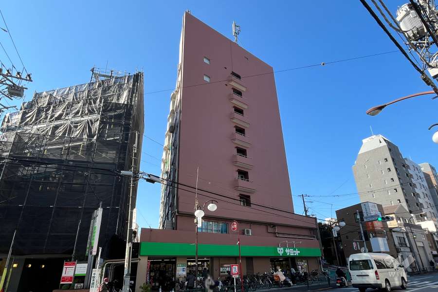 シャルマン文京千駄木の外観（北東側から）