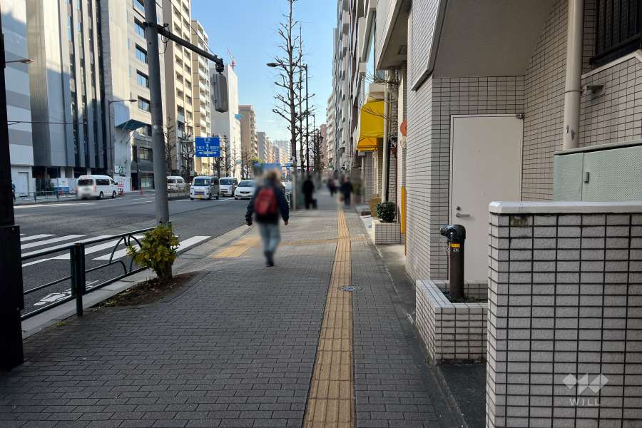 敷地北東側の前面道路