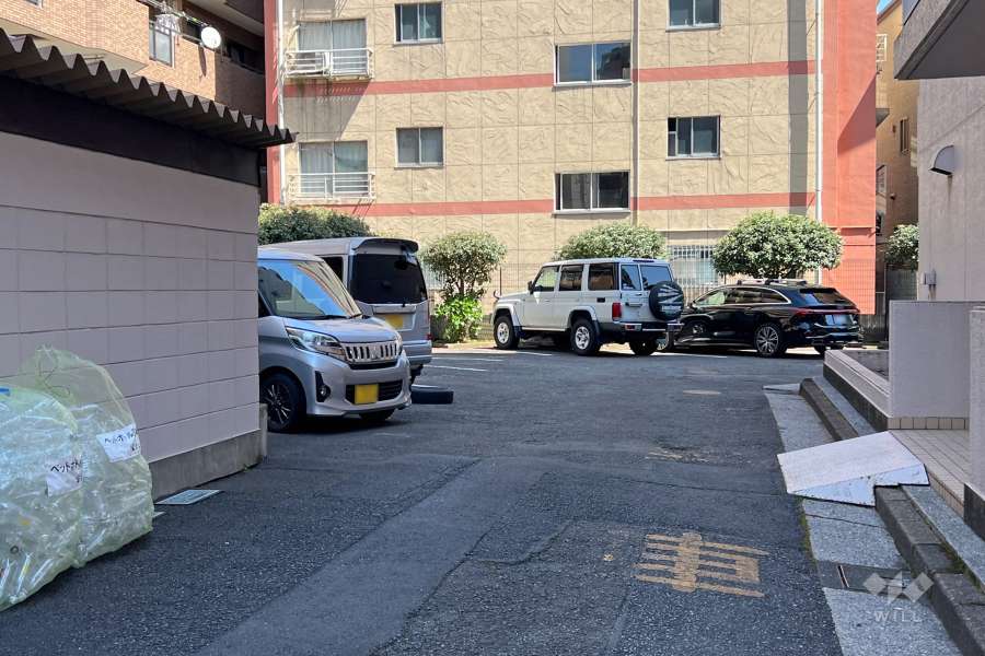 敷地内駐車場（屋外平面式）