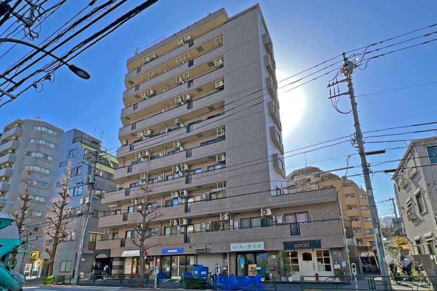 ライオンズマンション小石川植物園の外観（北東側から）