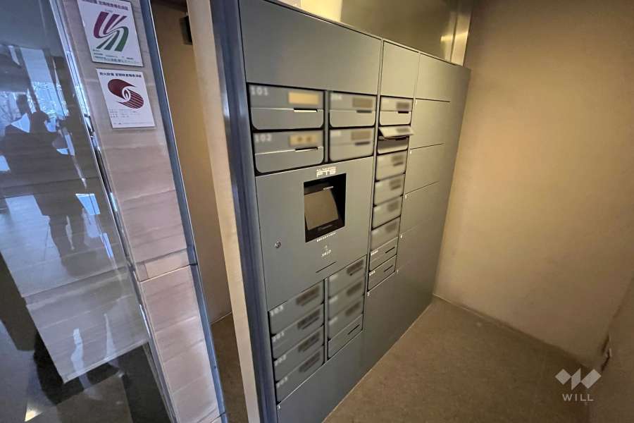 宅配ボックスと共用ポスト