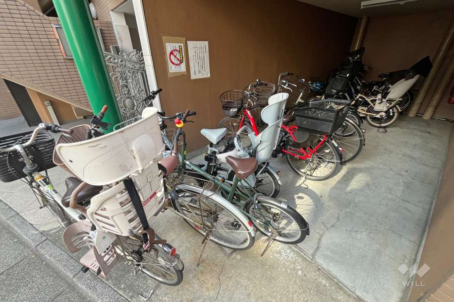 駐輪場