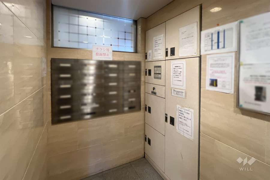 宅配ボックスと共用ポスト
