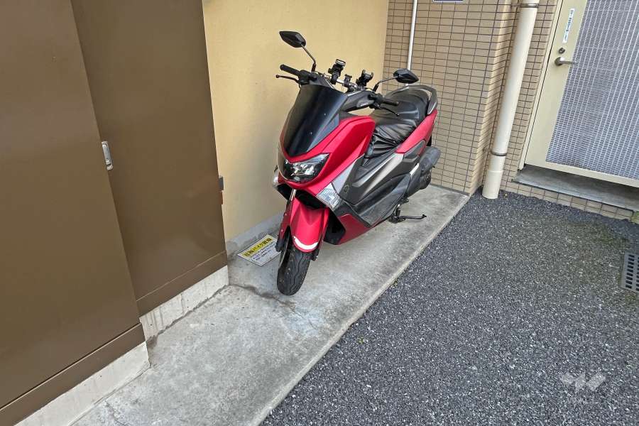 バイク置場