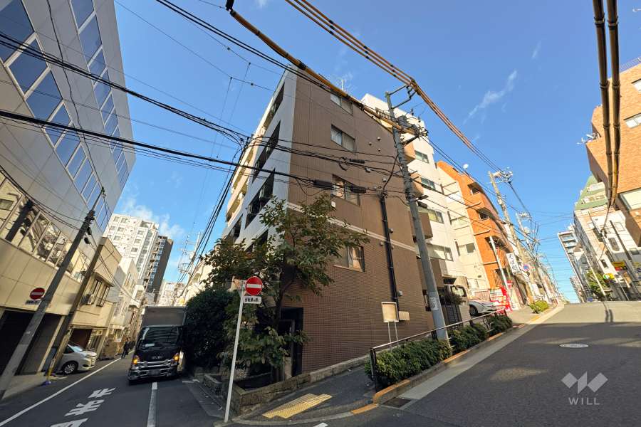 プレール御茶ノ水弐番館の外観（南東側から）