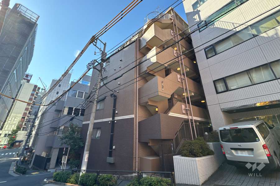 プレール御茶ノ水弐番館の外観（北東側から）