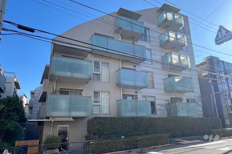 パルテール小石川五丁目の外観（北西側から）