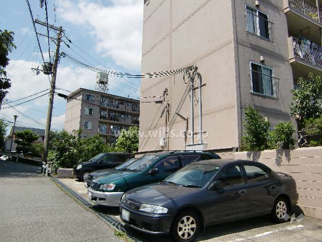 敷地内駐車場（屋外平面式）