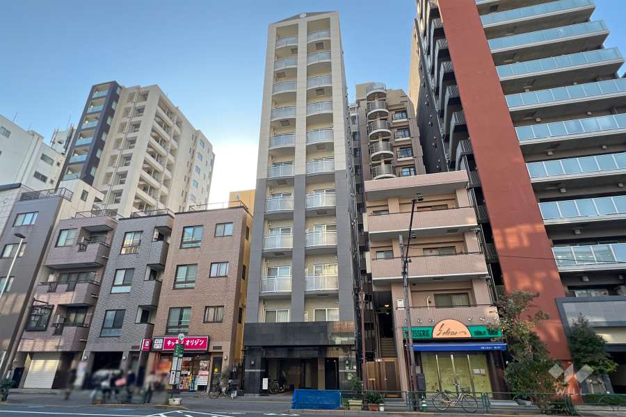 ラグジュアリーアパートメント文京根_津の外観（北東側から）