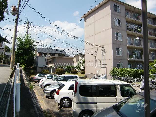 敷地内駐車場（屋外平面式）