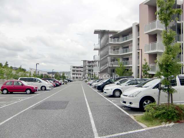 敷地内駐車場（屋外平面式）