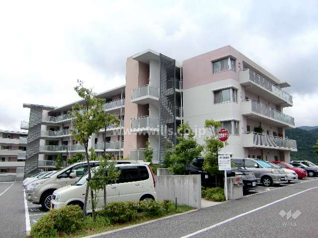 ルネサンクタスナシオンヒルズC棟の外観（北側から）