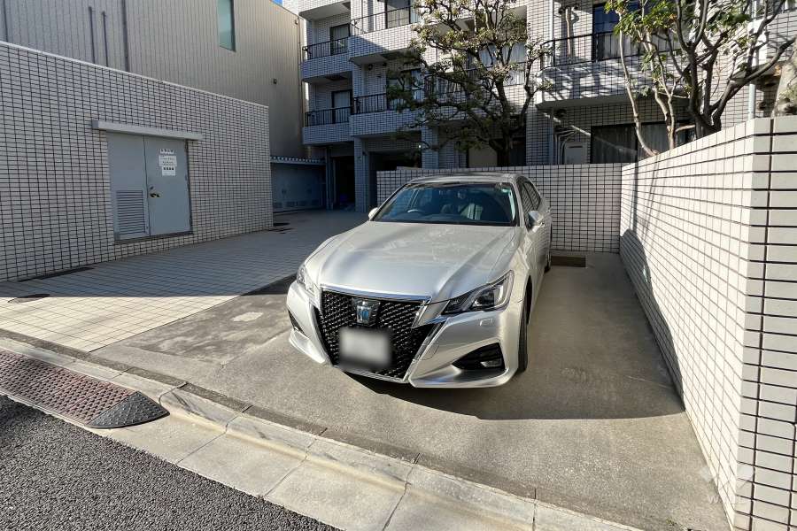 敷地内駐車場（屋外平面式）