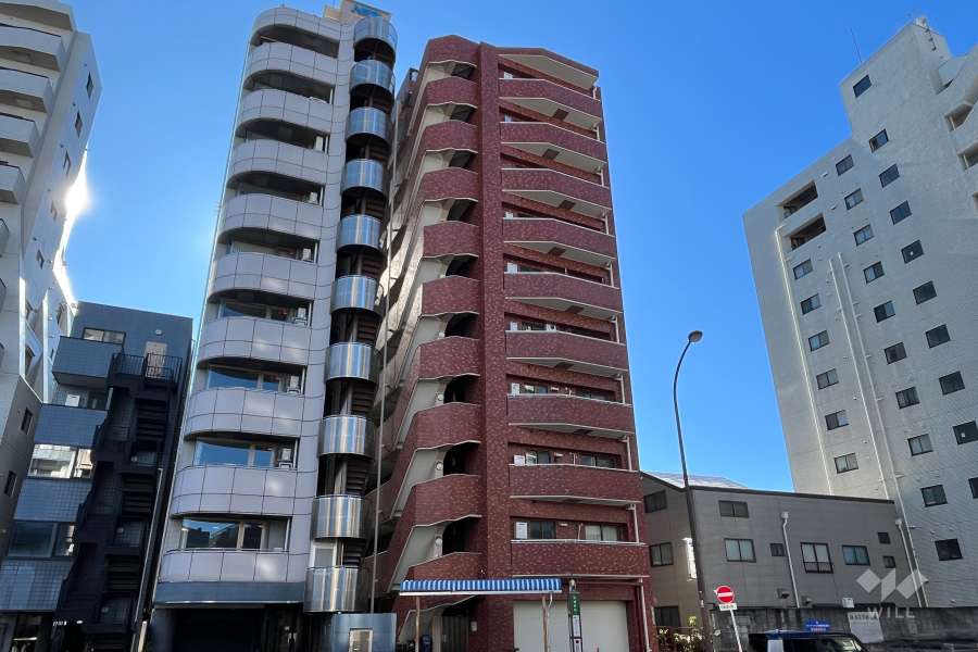 モナークマンション後楽園の外観（北東側から）