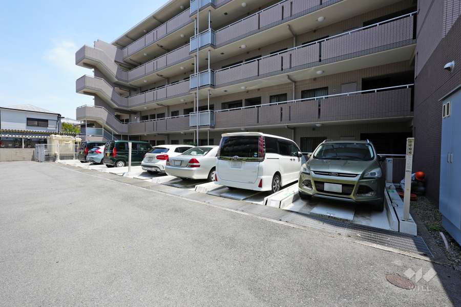 敷地内駐車場（屋外機械式）
