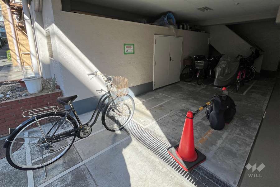 駐輪場・バイク置場　
