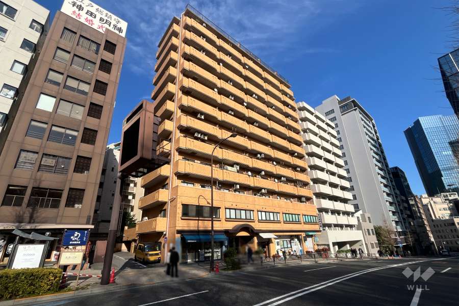 ライオンズプラザお茶の水の外観（西側から）