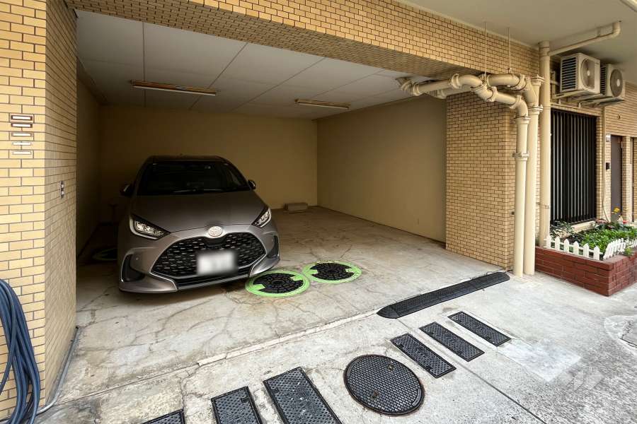 敷地内駐車場（屋内平面式）