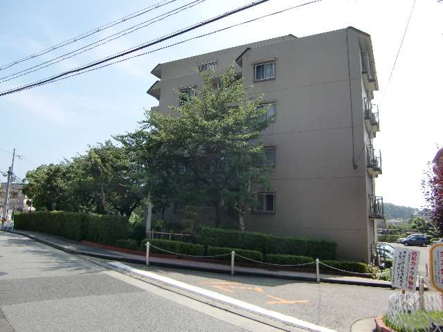 西宮セントポリア2号棟の外観（北東側より）