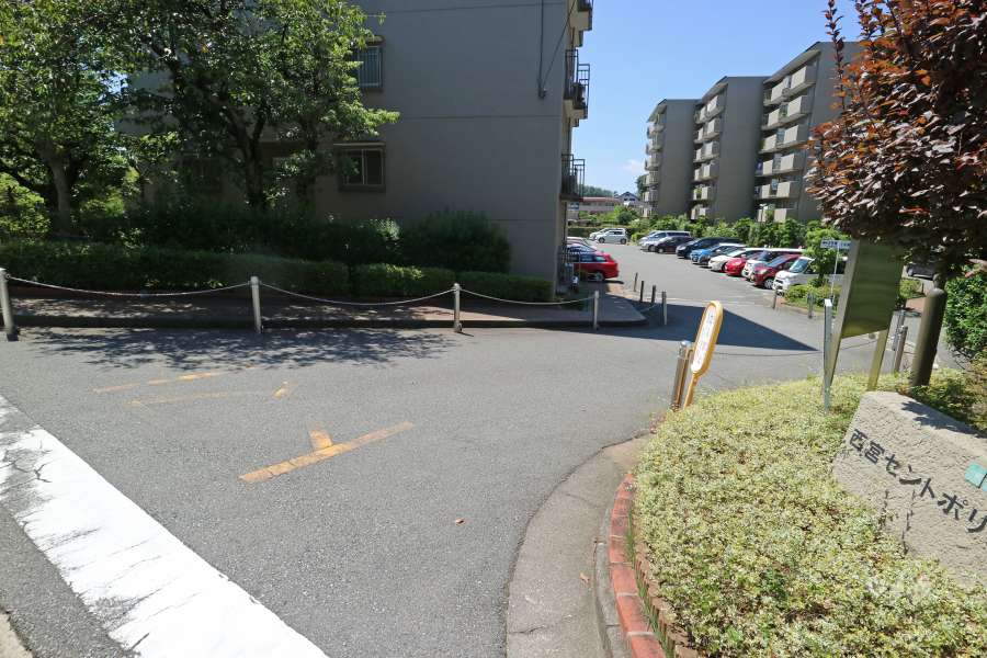 駐車場入り口