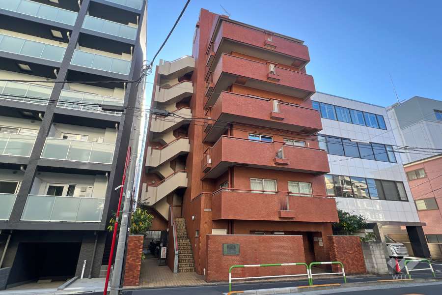 ライオンズマンション小石川の外観（北東側から）