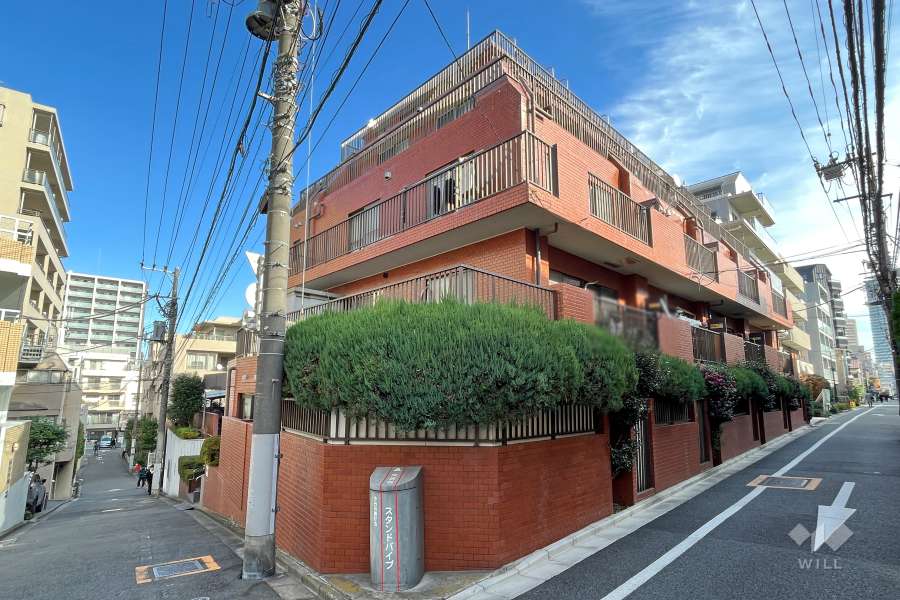 マンション小石川の外観（西側から）