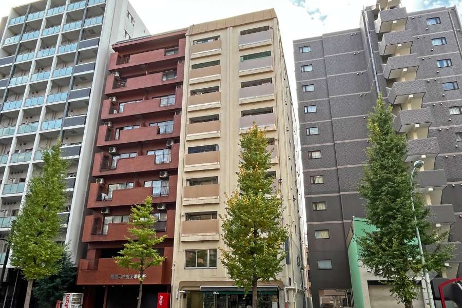 セブンスターマンション護国寺の外観（北東側から）