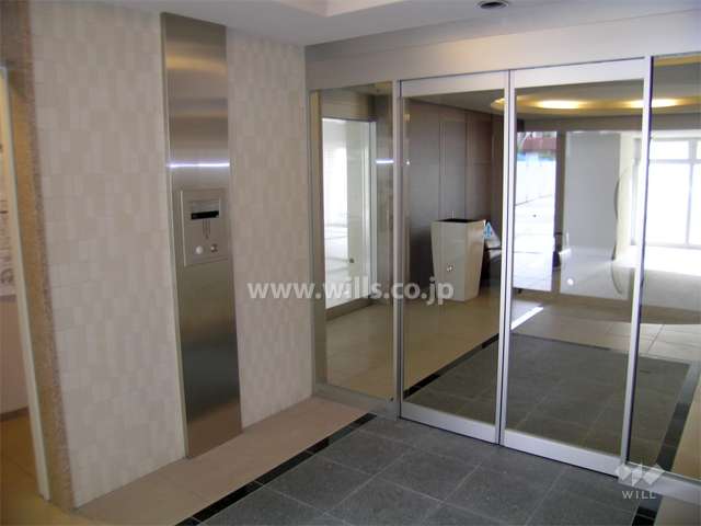 オートロック付きのエントランス